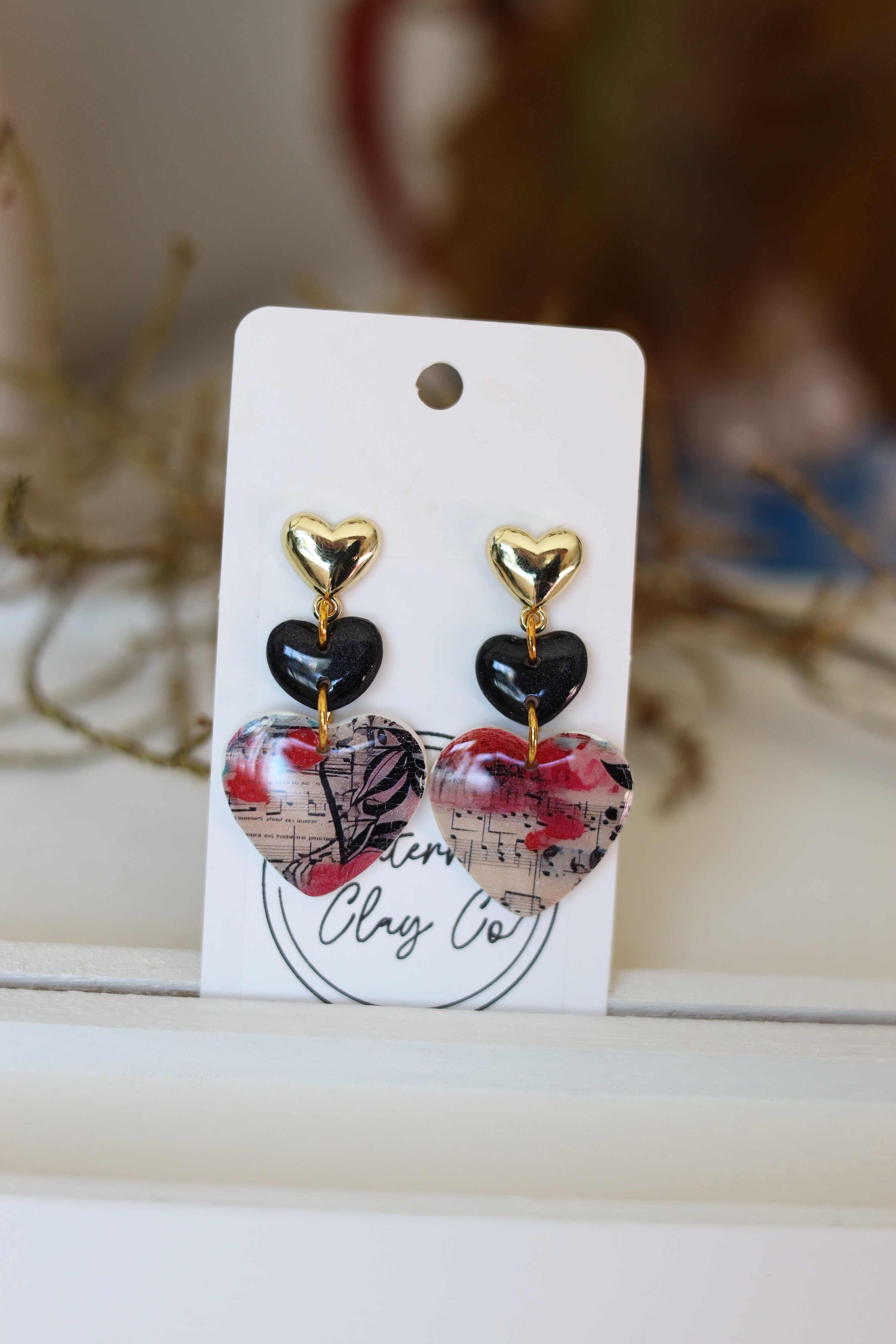Heart shape dangle earrings